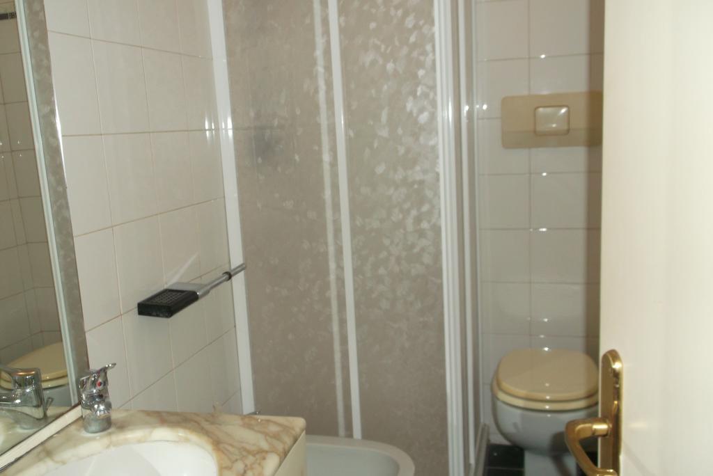 Appartamento Elegance La Spezia Room photo